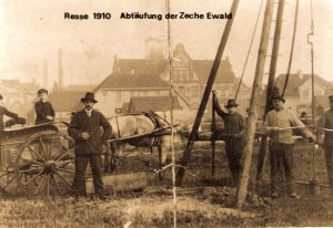 Teufen der Zeche Ewald 1910 Foto: Bergbausammlung Rotthausen